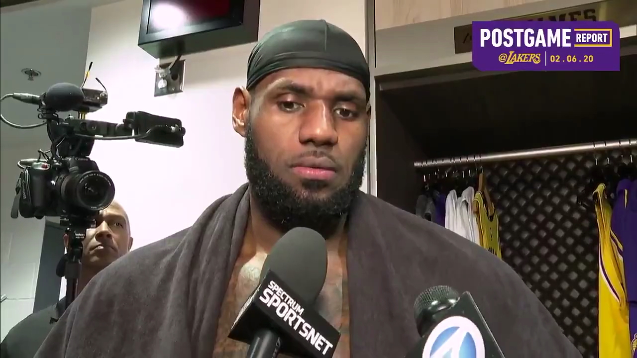 九游体育-詹姆斯赛事官方发布战术调整新规，RNG争议不断！的简单介绍